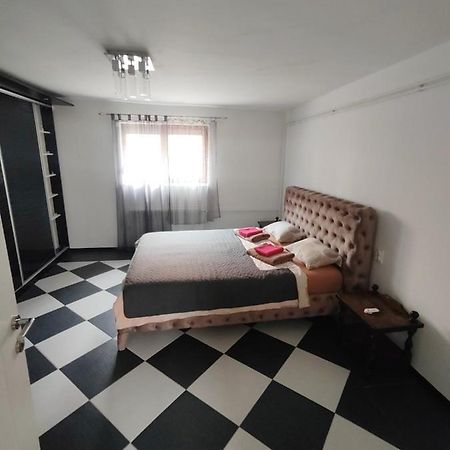 Ni Downtown Apartment מראה חיצוני תמונה