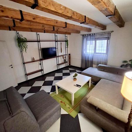 Ni Downtown Apartment מראה חיצוני תמונה